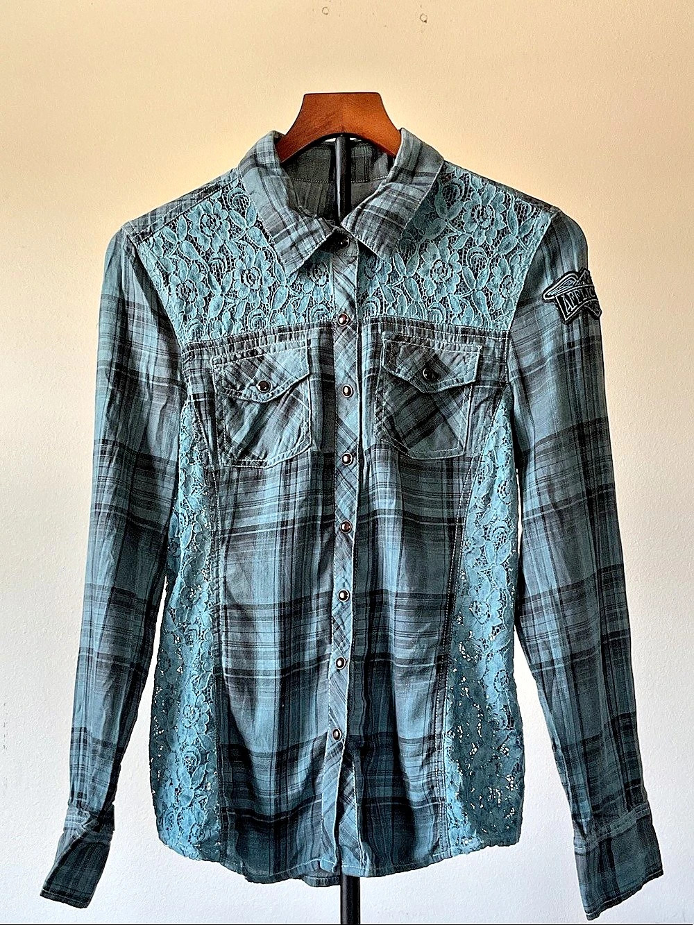Affliction Plaid Lace Panel Shirt Size Medium Preowned